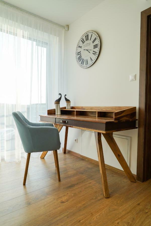 Luxury Villa Moravany nad Vahom Ngoại thất bức ảnh