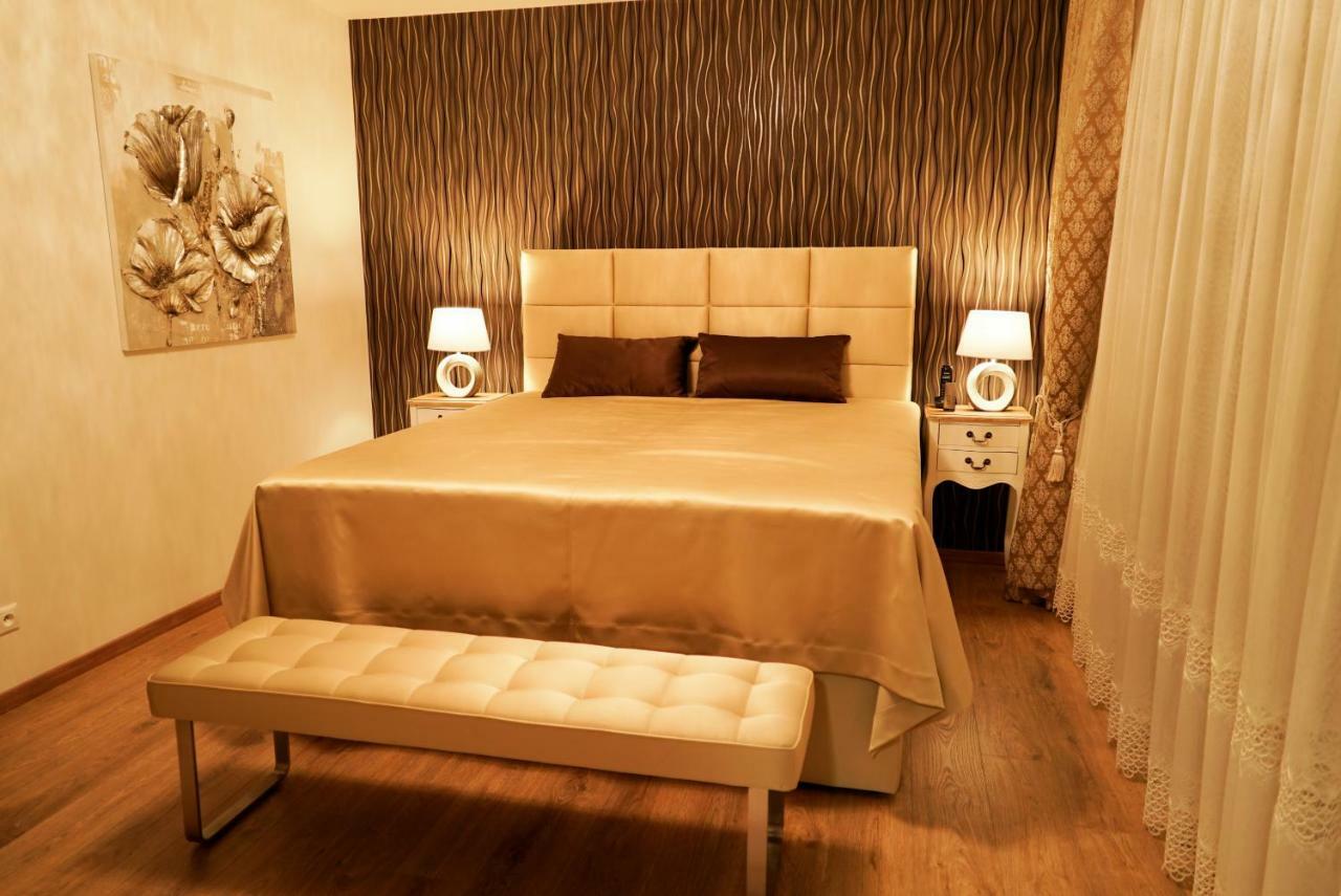 Luxury Villa Moravany nad Vahom Ngoại thất bức ảnh