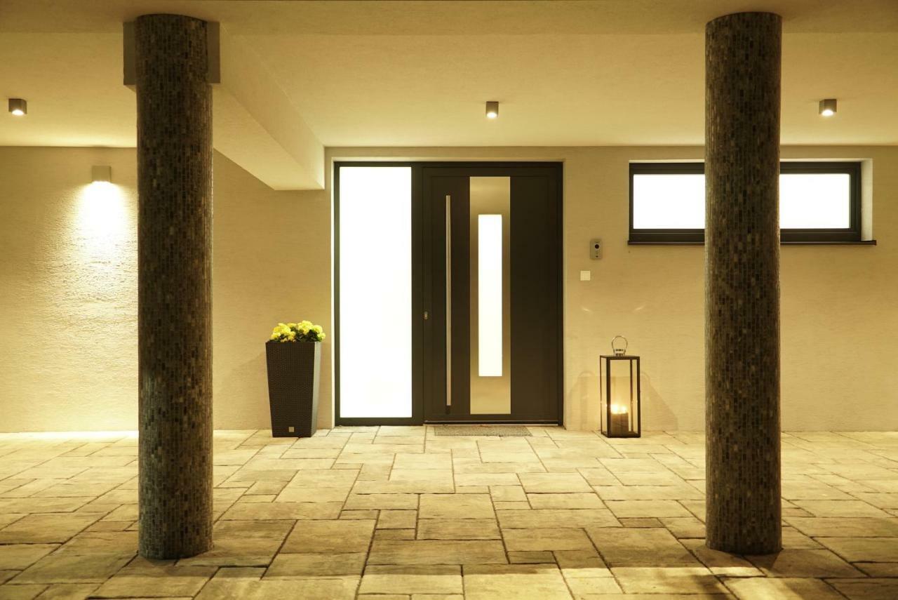 Luxury Villa Moravany nad Vahom Ngoại thất bức ảnh